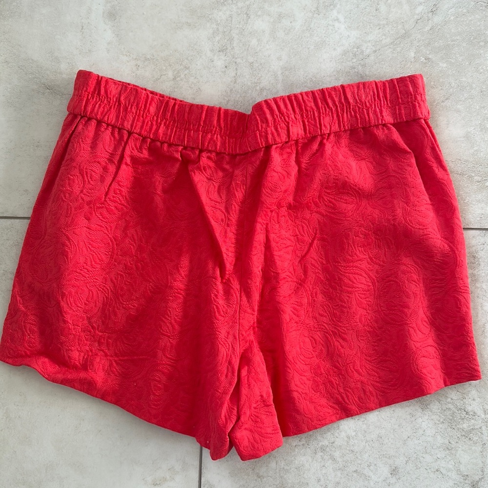 Women’s JCrew dressy shorts in a fabulous coral red color